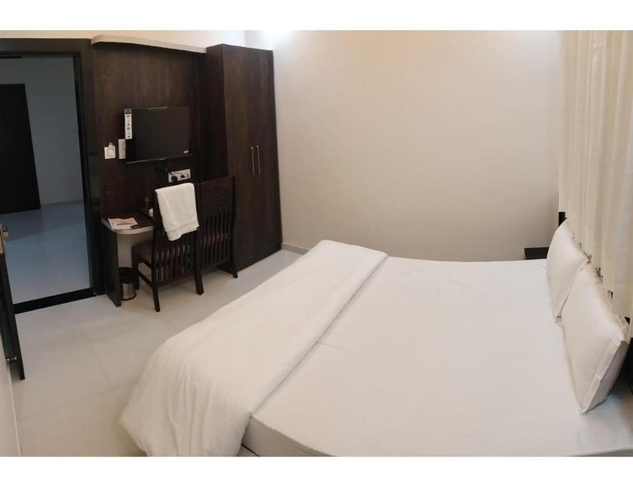 Hotel Dazzle, Jodhpur Jodhpur  Ngoại thất bức ảnh